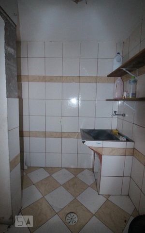 Casa à venda com 104m², 3 quartos e 2 vagasarea de serviço
