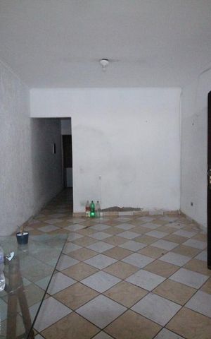 Casa à venda com 104m², 3 quartos e 2 vagassala