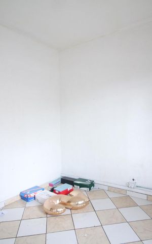 Casa à venda com 104m², 3 quartos e 2 vagasquarto 1