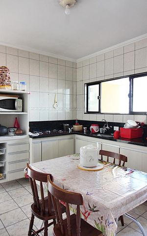 Casa à venda com 200m², 3 quartos e 1 vagaCozinha