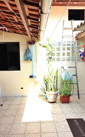 Casa à venda com 200m², 3 quartos e 1 vagaLavanderia
