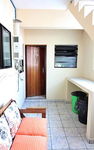 Casa à venda com 200m², 3 quartos e 1 vagaCorredor