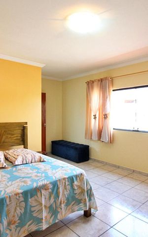 Casa à venda com 200m², 3 quartos e 1 vagaQuarto 2 - Suíte
