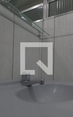 Casa à venda com 129m², 3 quartos e 2 vagasBanheiro