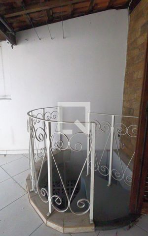 Casa à venda com 129m², 3 quartos e 2 vagasVaranda Quarto 1