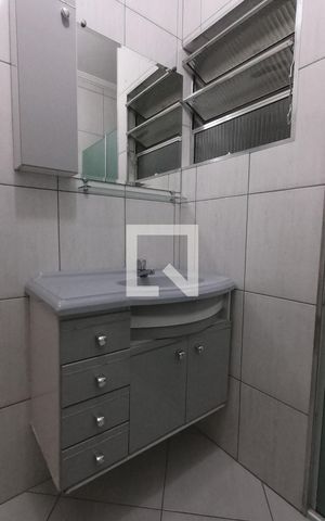 Casa à venda com 129m², 3 quartos e 2 vagasBanheiro