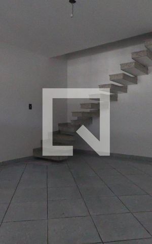Casa à venda com 129m², 3 quartos e 2 vagasSala