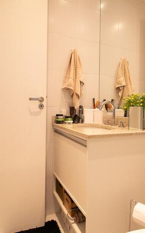 Apartamento à venda com 117m², 3 quartos e 2 vagas Apartamento à venda com 117m², 3 quartos e 2 vagasBanheiro Suíte 2