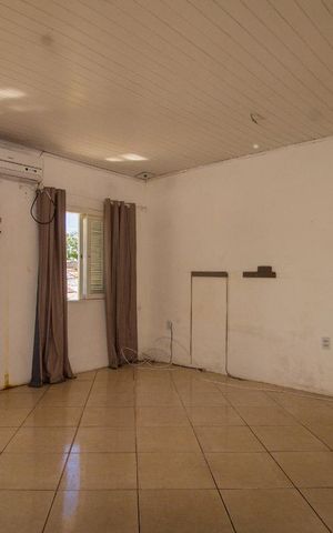 Casa à venda com 200m², 3 quartos e 1 vaga Casa à venda com 200m², 3 quartos e 1 vagaQuarto 1