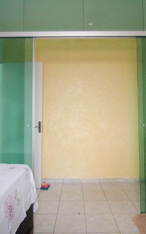 Casa à venda com 100m², 3 quartos e 6 vagas Casa à venda com 100m², 3 quartos e 6 vagasQuarto 2