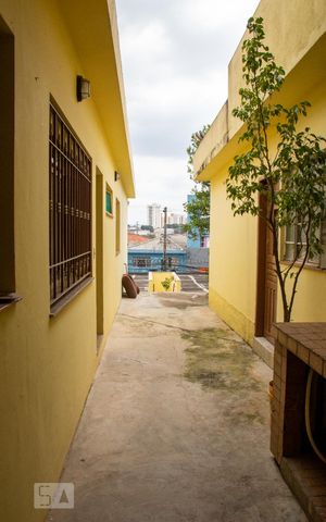 Casa à venda com 110m², 3 quartos e 2 vagas Casa à venda com 110m², 3 quartos e 2 vagasQuintal