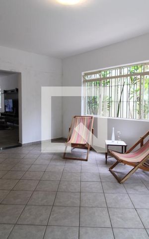 Casa para alugar com 300m², 5 quartos e 6 vagasSala 1