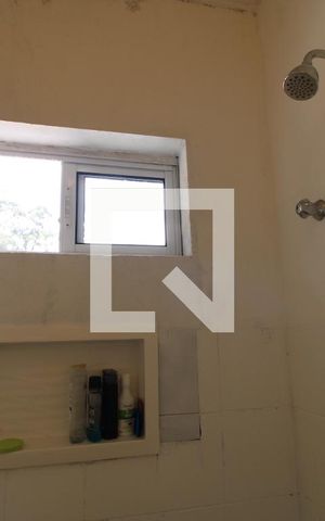 Casa para alugar com 300m², 5 quartos e 6 vagasChuveiro banheiro da suíte