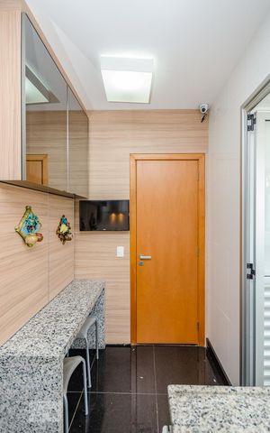 Apartamento à venda com 126m², 3 quartos e 2 vagas Apartamento à venda com 126m², 3 quartos e 2 vagasCozinha