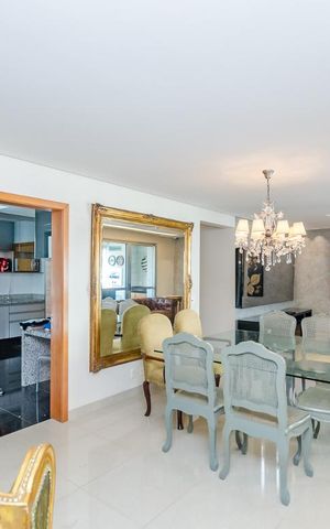 Apartamento à venda com 126m², 3 quartos e 2 vagas Apartamento à venda com 126m², 3 quartos e 2 vagasSala