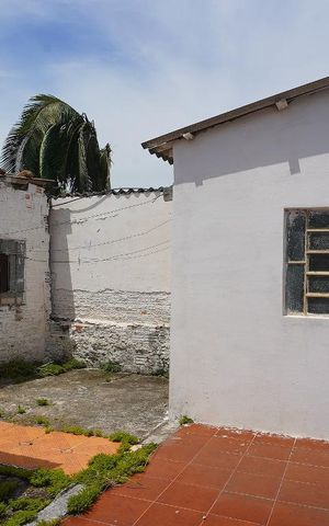Casa à venda com 85m², 3 quartos e 2 vagasQuarto 2 - Vista