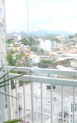 Apartamento à venda com 100m², 2 quartos e 1 vagaVaranda