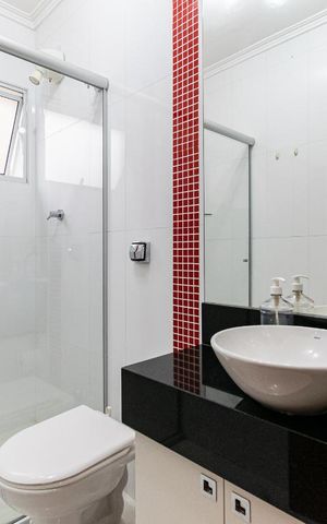 Casa à venda com 200m², 3 quartos e 2 vagasBanheiro de Serviço