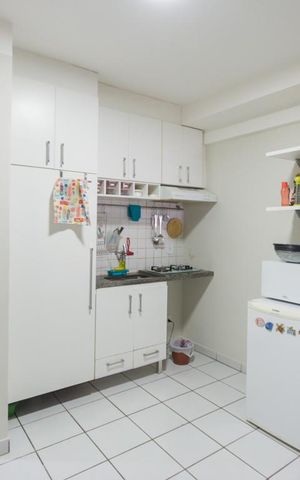 Studio à venda com 27m², 1 quarto e 1 vaga Studio à venda com 27m², 1 quarto e 1 vagaSala/Cozinha