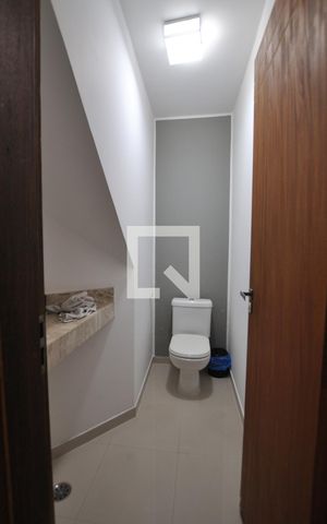 Casa à venda com 370m², 3 quartos e 3 vagasLavabo