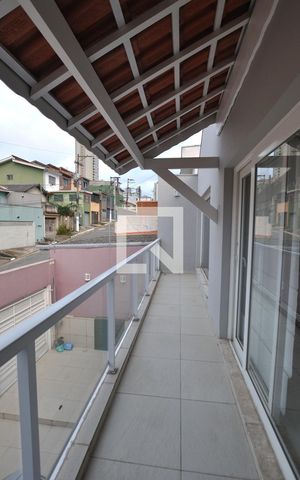 Casa à venda com 370m², 3 quartos e 3 vagasSala de Tv - Sacada
