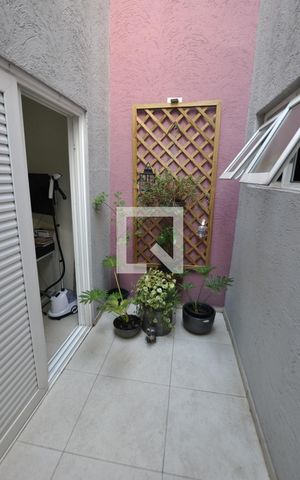 Casa à venda com 370m², 3 quartos e 3 vagasQuarto 2 - Jardim de inverno
