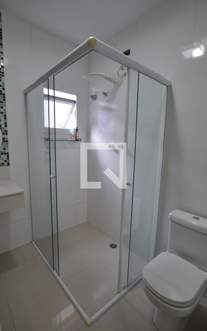 Casa à venda com 370m², 3 quartos e 3 vagasBanheiro