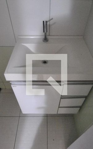 Casa à venda com 370m², 3 quartos e 3 vagasBanheiro - Casa 02