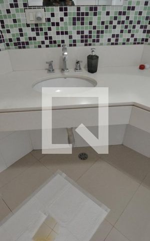 Casa à venda com 370m², 3 quartos e 3 vagasBanheiro