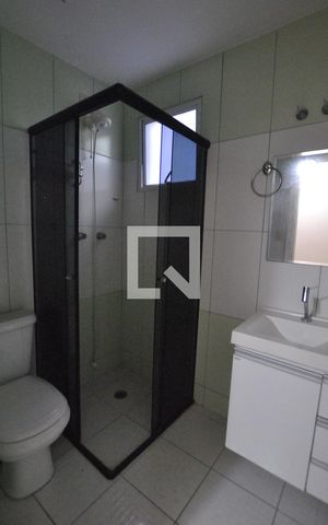 Casa à venda com 370m², 3 quartos e 3 vagasBanheiro - Casa 02