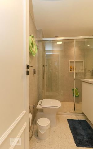 Apartamento para alugar com 133m², 3 quartos e 1 vaga Apartamento para alugar com 133m², 3 quartos e 1 vagaBanheiro