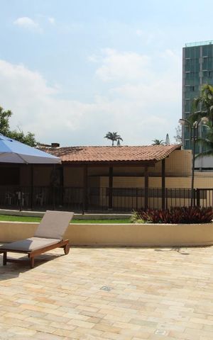 Apartamento para alugar com 85m², 2 quartos e 2 vagasÁrea Comum - Piscina