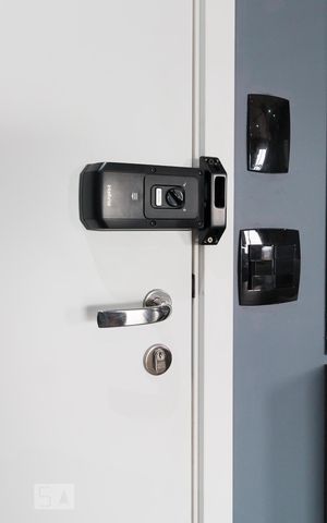 Studio à venda com 38m², 1 quarto e 1 vagaFechadura eletrônica