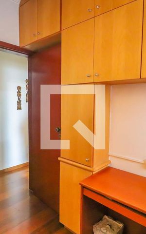 Apartamento à venda com 129m², 3 quartos e 2 vagas Apartamento à venda com 129m², 3 quartos e 2 vagasEscritorio