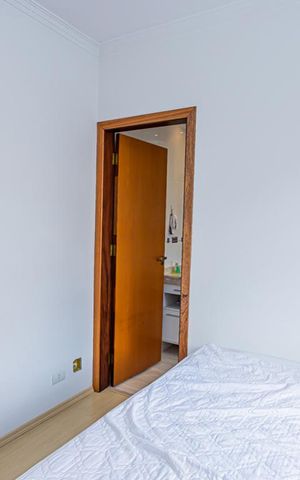 Casa à venda com 264m², 4 quartos e 4 vagas Casa à venda com 264m², 4 quartos e 4 vagasSuite 2