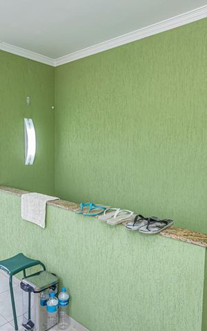 Casa à venda com 264m², 4 quartos e 4 vagas Casa à venda com 264m², 4 quartos e 4 vagasÁrea de Serviço