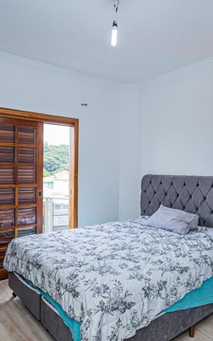 Casa à venda com 264m², 4 quartos e 4 vagas Casa à venda com 264m², 4 quartos e 4 vagasSuite 3