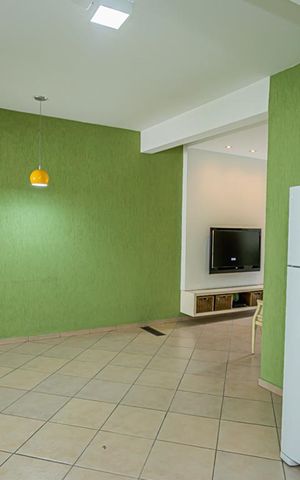 Casa à venda com 264m², 4 quartos e 4 vagas Casa à venda com 264m², 4 quartos e 4 vagasÁrea livre