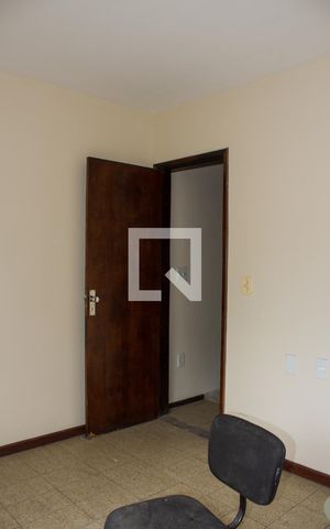 Casa para alugar com 450m², 5 quartos e 4 vagasQuarto 02