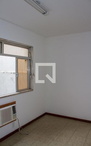 Casa para alugar com 450m², 5 quartos e 4 vagasQuarto 04