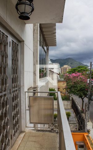 Casa para alugar com 450m², 5 quartos e 4 vagasVaranda do Quarto 02 e Suíte 01