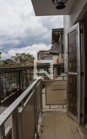 Casa para alugar com 450m², 5 quartos e 4 vagasVaranda do Quarto 02 e Suíte 01
