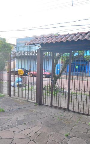 Casa à venda com 377m², 5 quartos e 2 vagasPátio