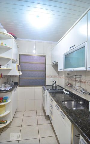 Casa à venda com 377m², 5 quartos e 2 vagasCozinha
