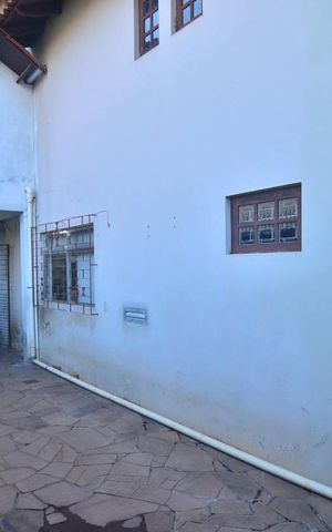 Casa à venda com 377m², 5 quartos e 2 vagasPátio
