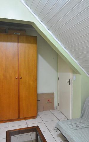 Casa à venda com 377m², 5 quartos e 2 vagasQuarto 1