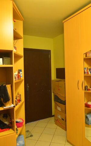 Casa à venda com 377m², 5 quartos e 2 vagasQuarto 1