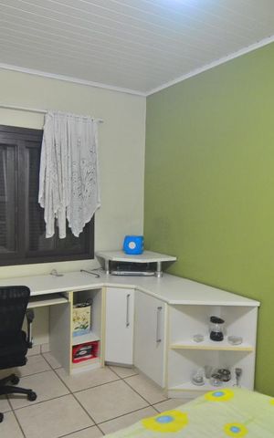Casa à venda com 377m², 5 quartos e 2 vagasQuarto 2