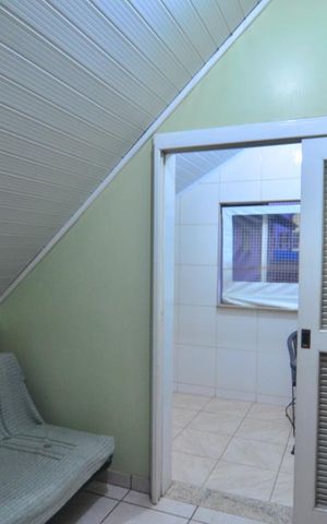 Casa à venda com 377m², 5 quartos e 2 vagasQuarto 1