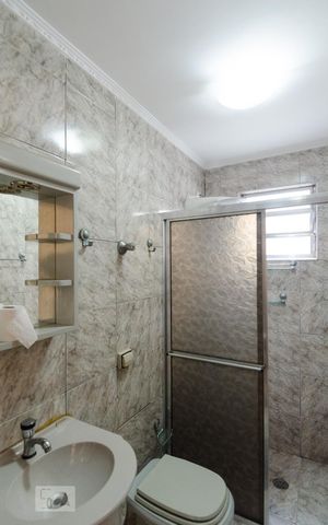 Casa à venda com 525m², 7 quartos e 2 vagas Casa à venda com 525m², 7 quartos e 2 vagasBanheiro